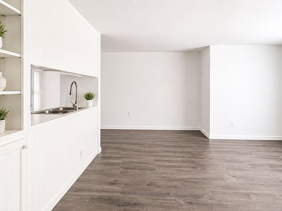 4th image of 1433 Thomas Ave APT 4