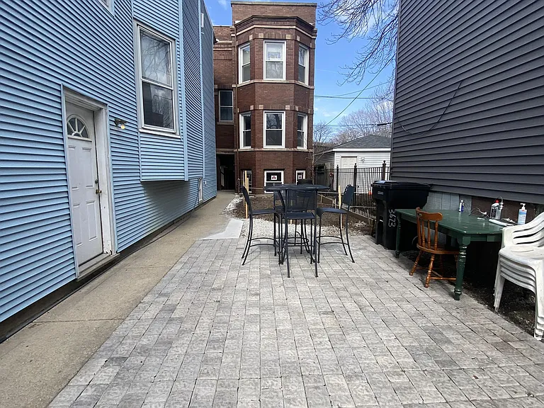 3673 N Elston Ave #2R — Photo 10