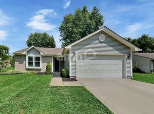 528 Woodfield Cir, Avon, IN 46123