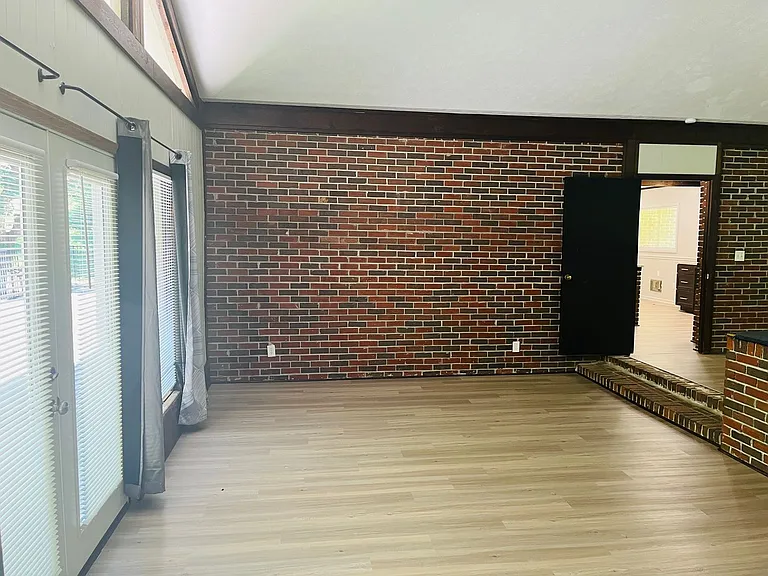 163 Old Norton Rd — Photo 8