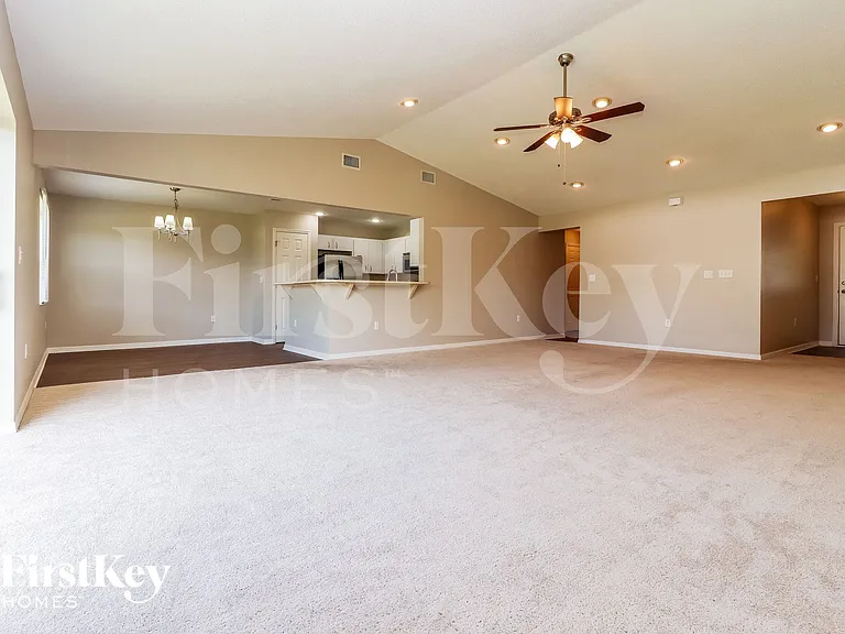 3487 Imperial Manor Way — Photo 3