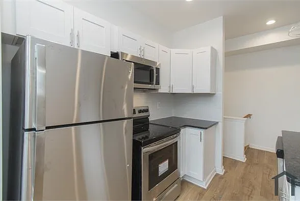 2225 W Lehigh Ave — Photo 14