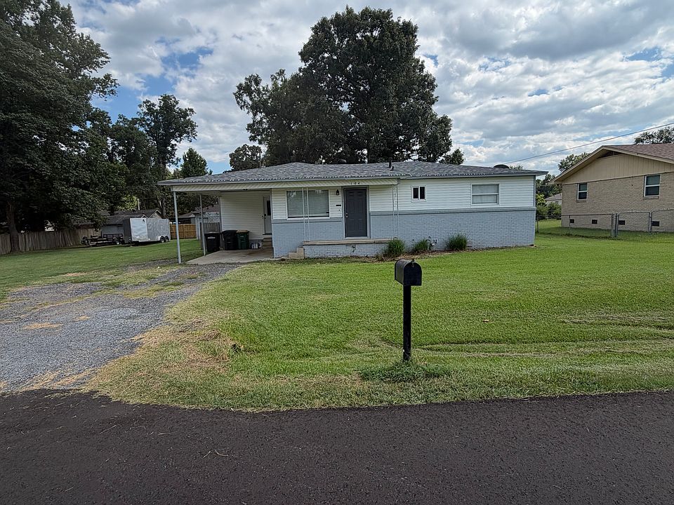 1st image of 104 Cottonwood Ave