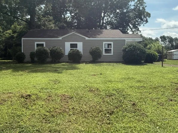 1545 17th Pl SW, Birmingham, AL 35211