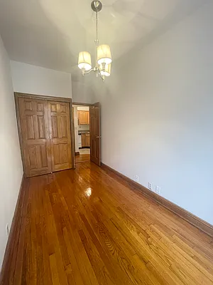 Rented by Oxford Property Group | media 10