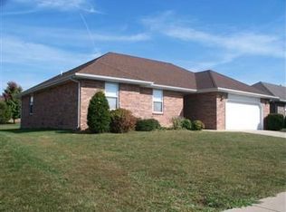 3561 W Village Ter, Springfield, MO 65810