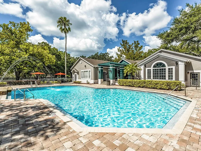 Los Altos at Altamonte Springs — Photo 2