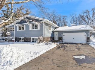 1385 Quinlan Ave S, Lakeland, MN 55043