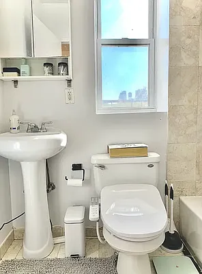 Rented by Highline Residential | media 19