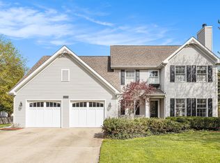 7471 Saint George Cir, Portage, MI 49024