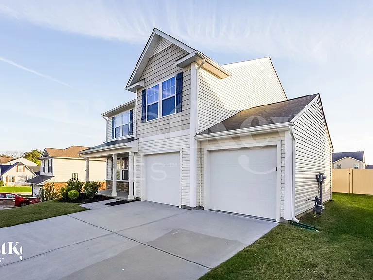 1990 Quill Ct — Photo 3