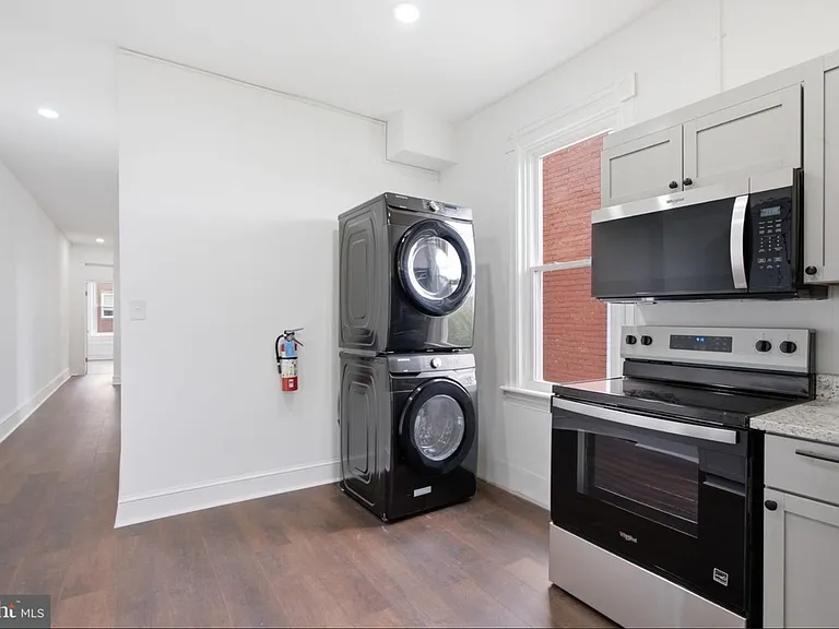 267 S Potomac St #4 — Photo 7
