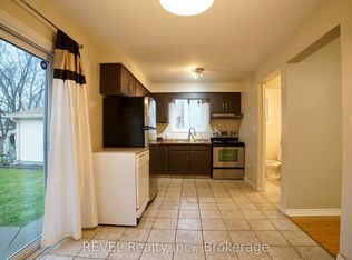 32 Vintage Cres, Saint Catharines, ON L2S 3C3
