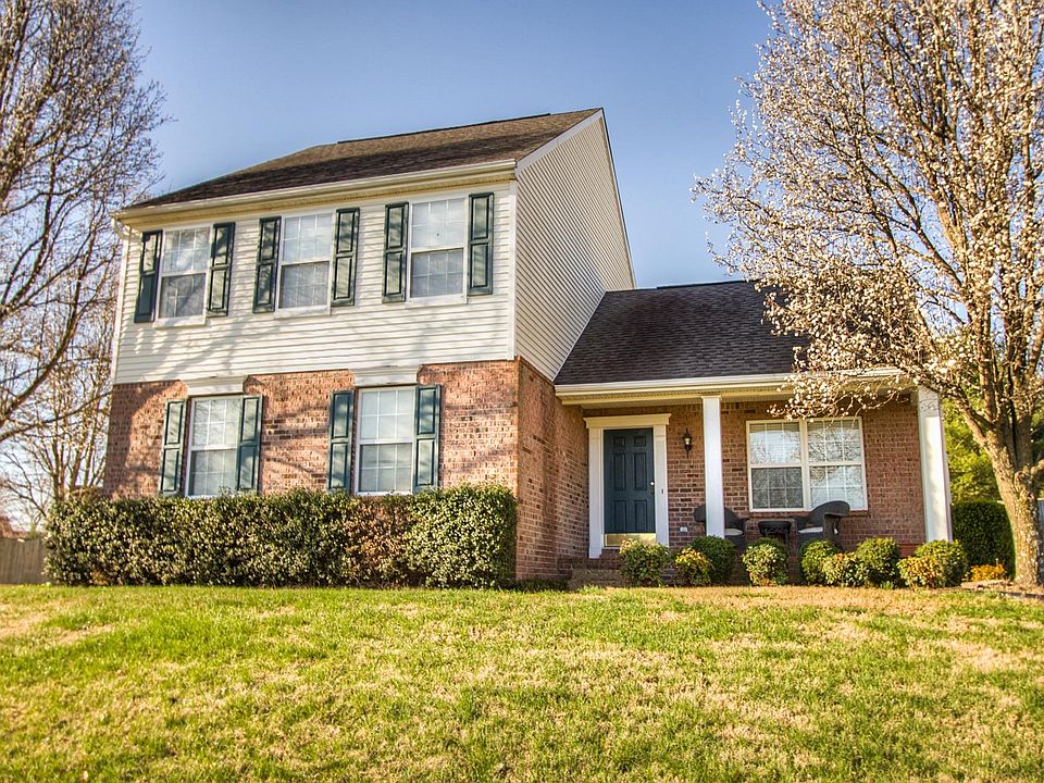 2nd image of 2329 Leighton Way