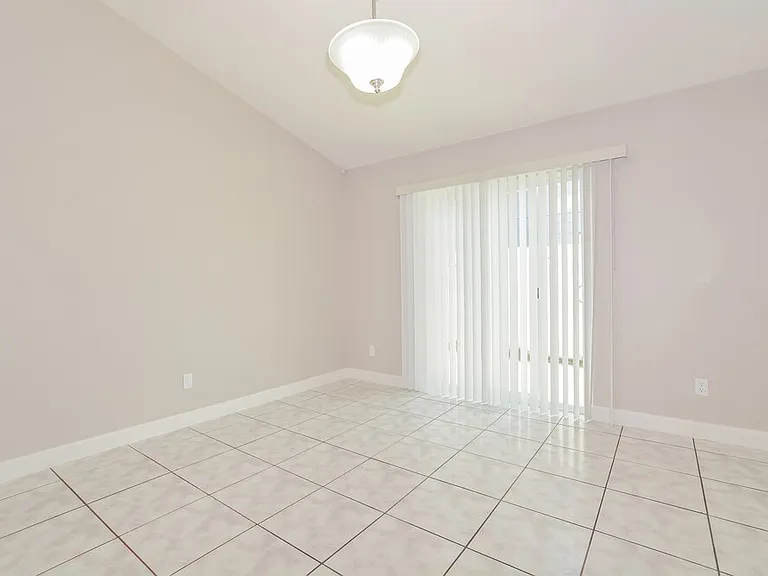 9599 Lupine Ave — Photo 9