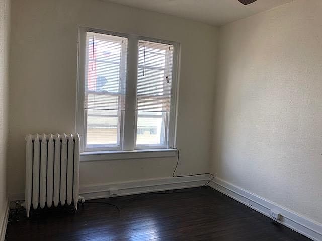 2nd image of 244 Grant St APT 8