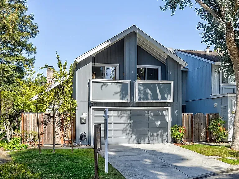 123 Pine Wood Ln — Photo 17