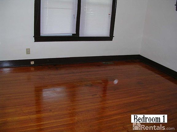 5th image of 427 N 41st St
