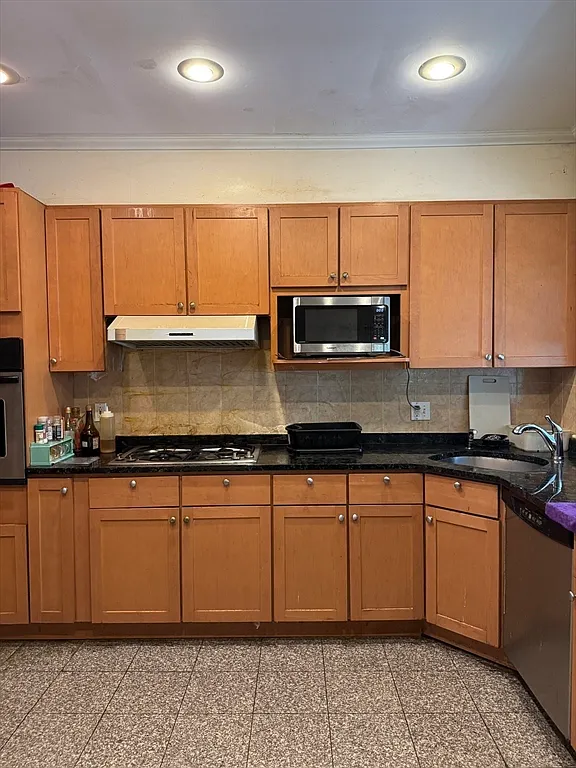 2 bed, 1.0 bath, 1000 sqft, $2,700 — Photo 2