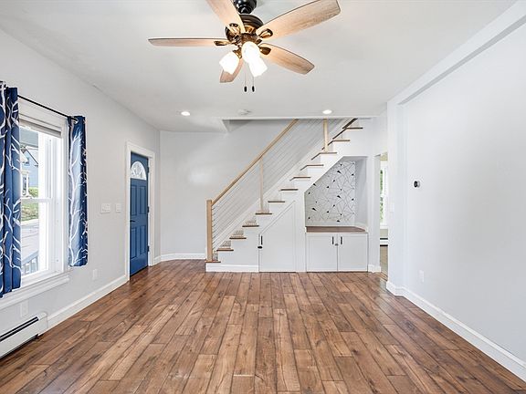 4th image of 204 School St
