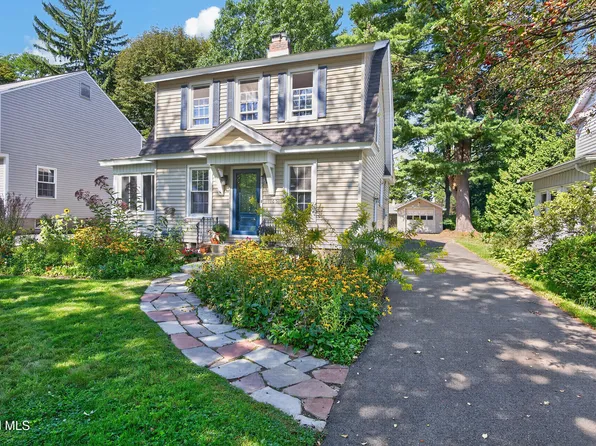 1165 Highland Park Road, Schenectady, NY 12309