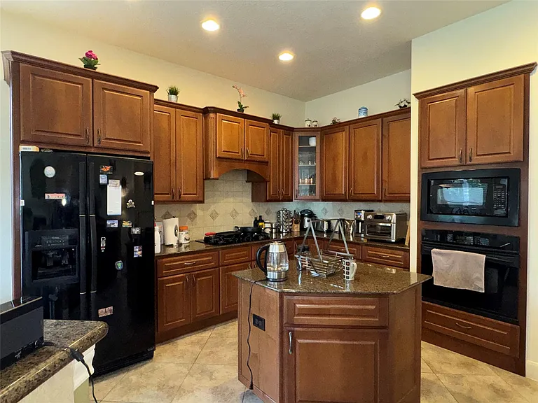 3606 Quiet Meadow Ct — Photo 10