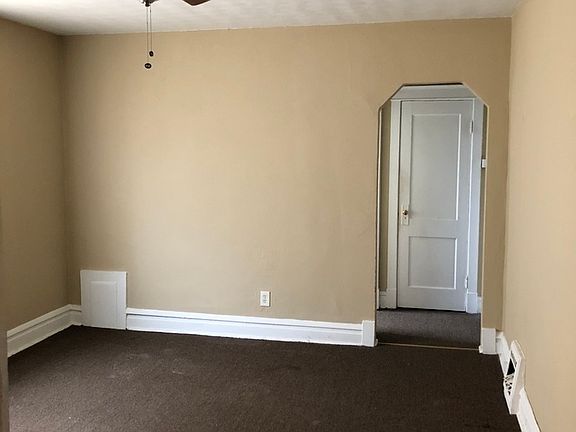 4th image of 2900 Pestalozzi St APT 1E