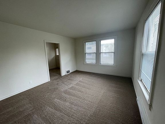 3rd image of 326 Monte Diablo Ave #5