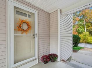 10 Erick Rd APT 34, Mansfield, MA 02048