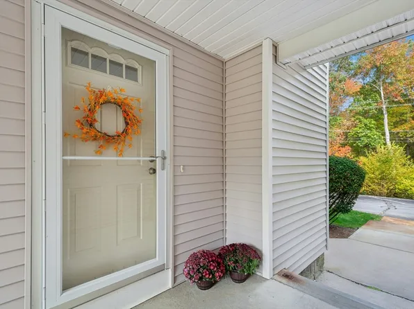 10 Erick Rd APT 34, Mansfield, MA 02048