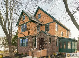 11 Franklin Blvd, Somerset, NJ 08873