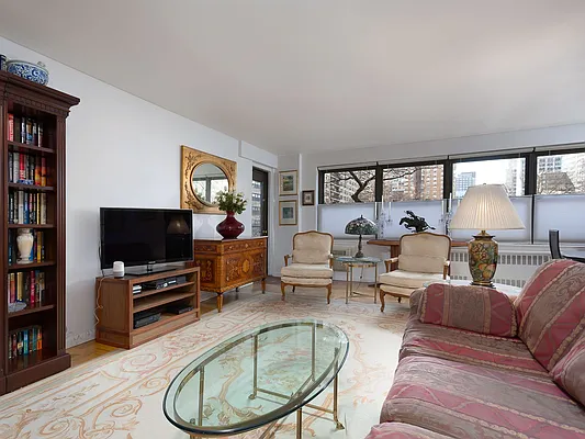 Sold by Owner | media 21