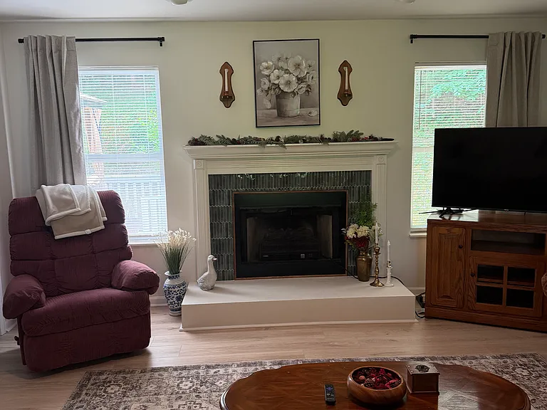 1054 Poplar Creek Rd — Photo 9