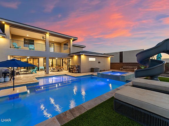 3rd image of 6278 Avienda De Las Colinas