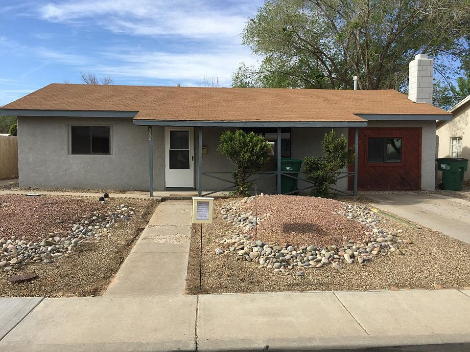 1st image of 805 E 24th St