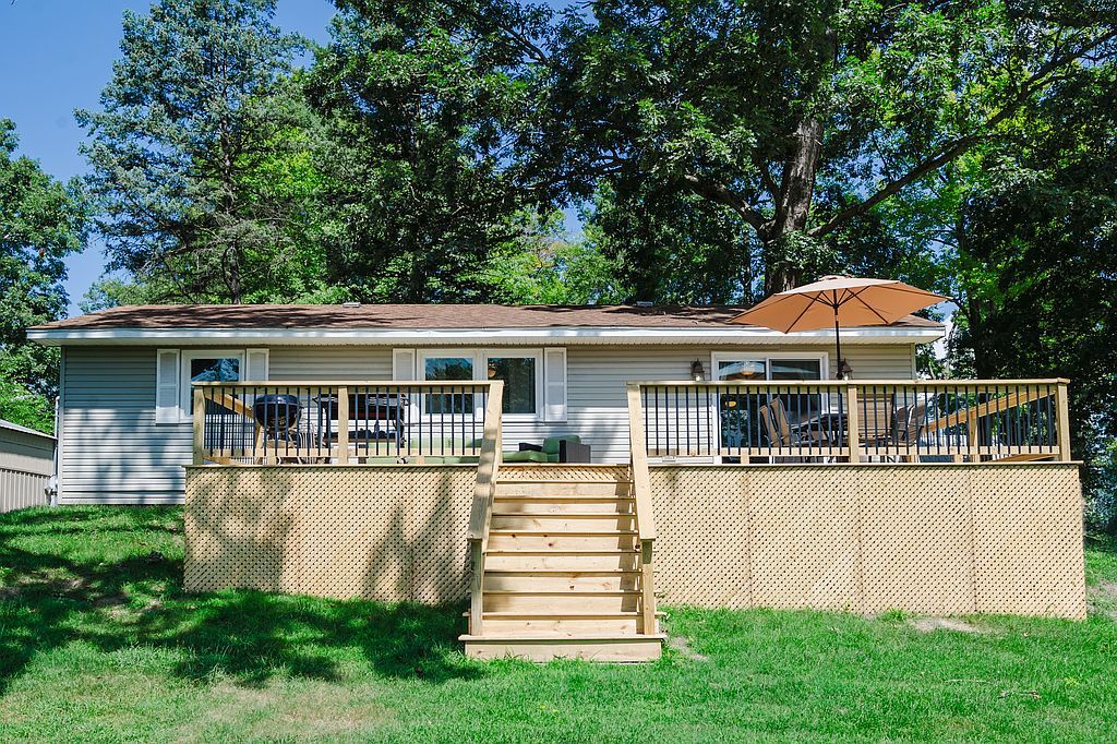 31955 Huckleberry Ln - Property Image