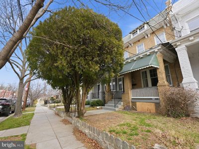 5733 9th St NW, Washington, DC, 20011