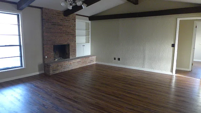 3907 Harmony St — Photo 3