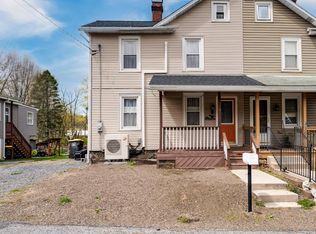 370 S Freeman St, Robesonia, PA 19551