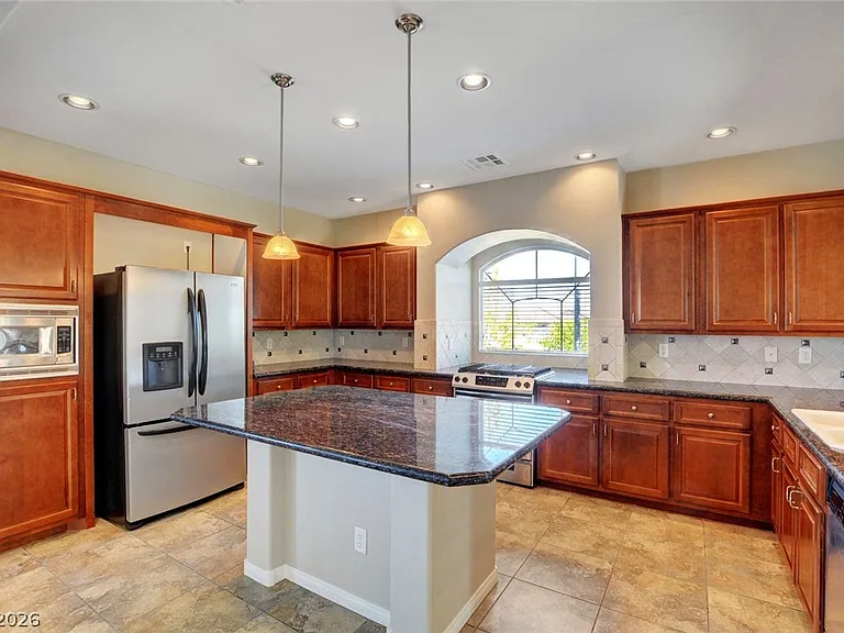 10700 Shasta Glow Ct — Photo 12