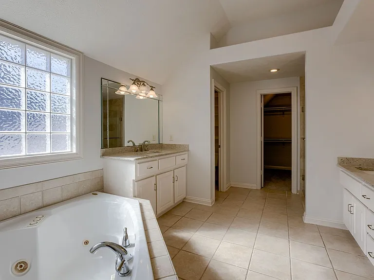 18074 Mayberry St — Photo 26