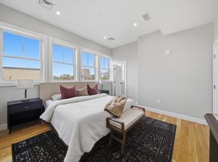 174 Walnut St #3, Somerville, MA 02145