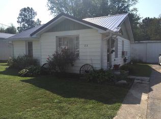 133 Hudelson St, Paoli, IN 47454