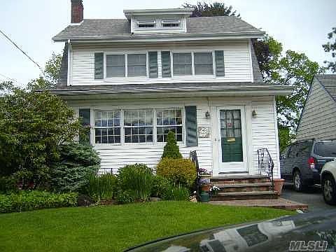 1st image of 41 Combes Ave