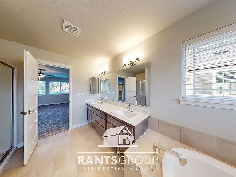 9734 Rayla Ct SE — Photo 23