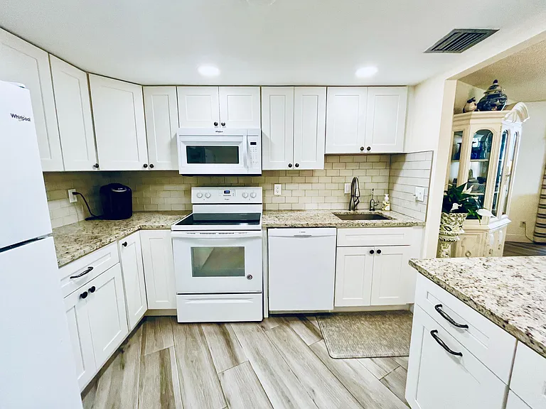 2800 N Ocean Dr #A-16D — Photo 16