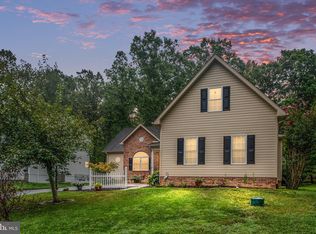1012 Confederate Dr, Locust Grove, VA 22508