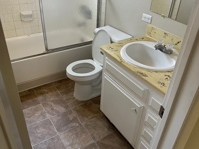 4452 Louisiana St #6 — Photo 9