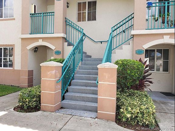 2nd image of 2921 SE 13th Ave APT 204