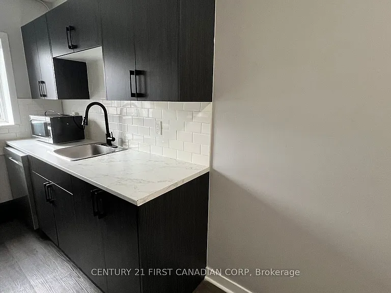 871 Adelaide St N #305 — Photo 9